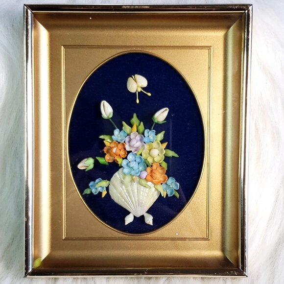 MCM Seashell Art Floral Bouquet Shadowbox Gold Frame - Picture 10 of 11